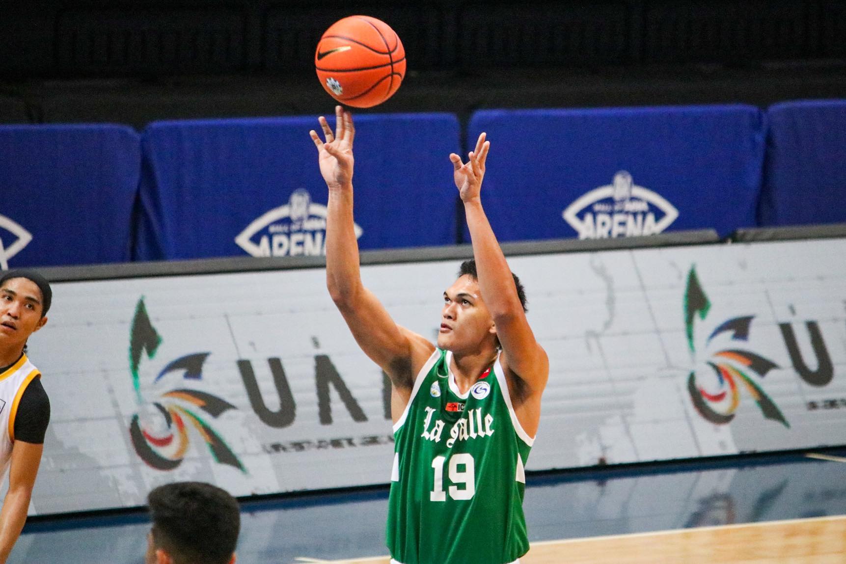 Read more about the article Pagliyab ng mga senyor: DLSU Green Archers, binunutan ng pangil ang UST Growling Tigers!
