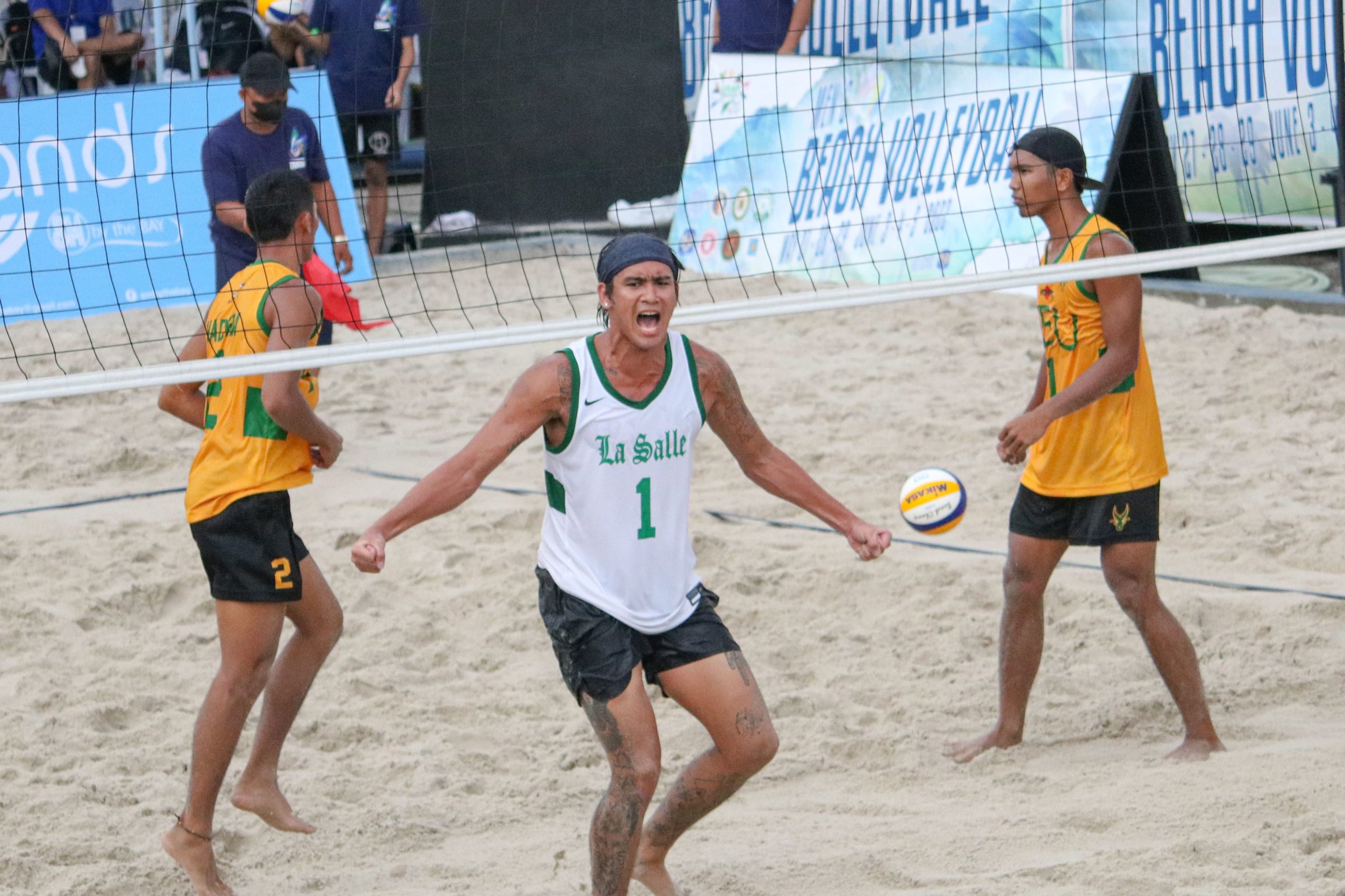 Dikit na sagupaan: DLSU Green Spikers, humataw kontra FEU Tamaraws tungo sa ikatlong tagumpay!