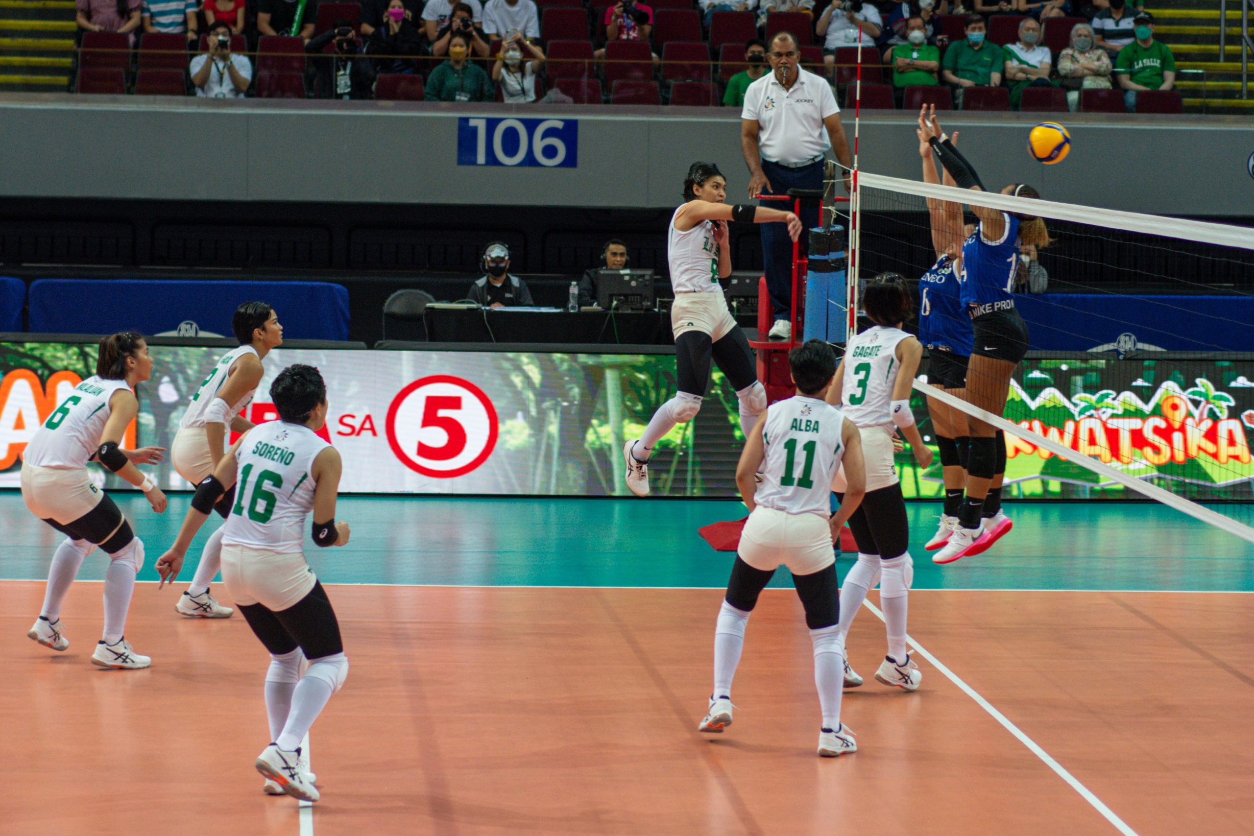 Hindi sumuko, lumaban hanggang dulo: DLSU Lady Spikers, pinayuko muli ang ADMU Blue Eagles!