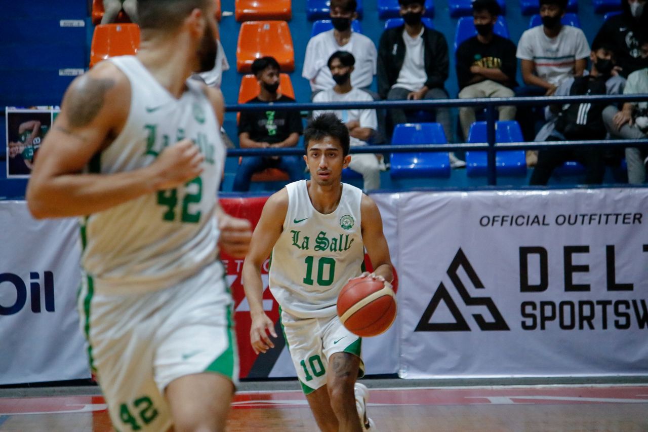 Read more about the article Tiket patungong quarterfinals: DLSU Green Archers, sinalag ang sandatahan ng CSJL Knights!