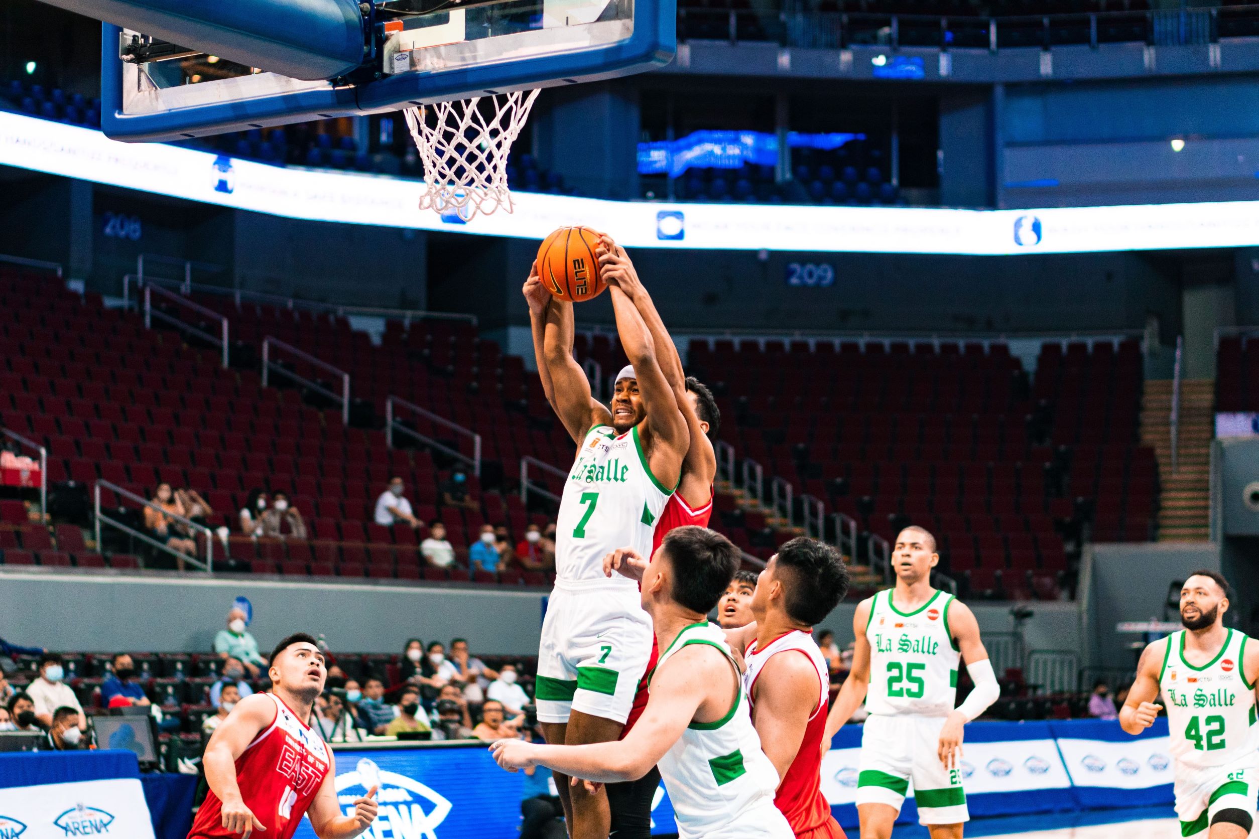 Read more about the article Kinapos na asinta: Green Archers, nabulag sa mahigpit na piring ng Red Warriors