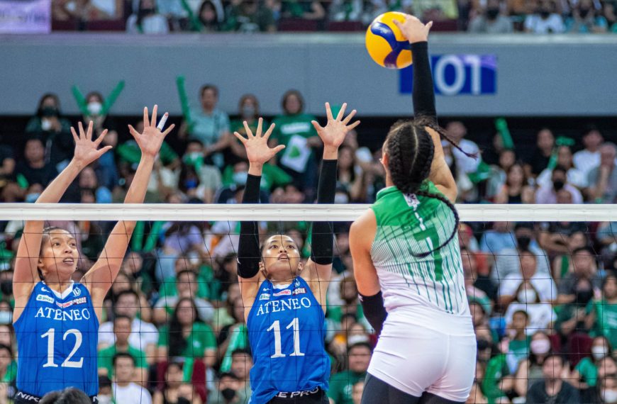 Lady Spikers, inararo ang Blue Eagles sa loob ng straight set!