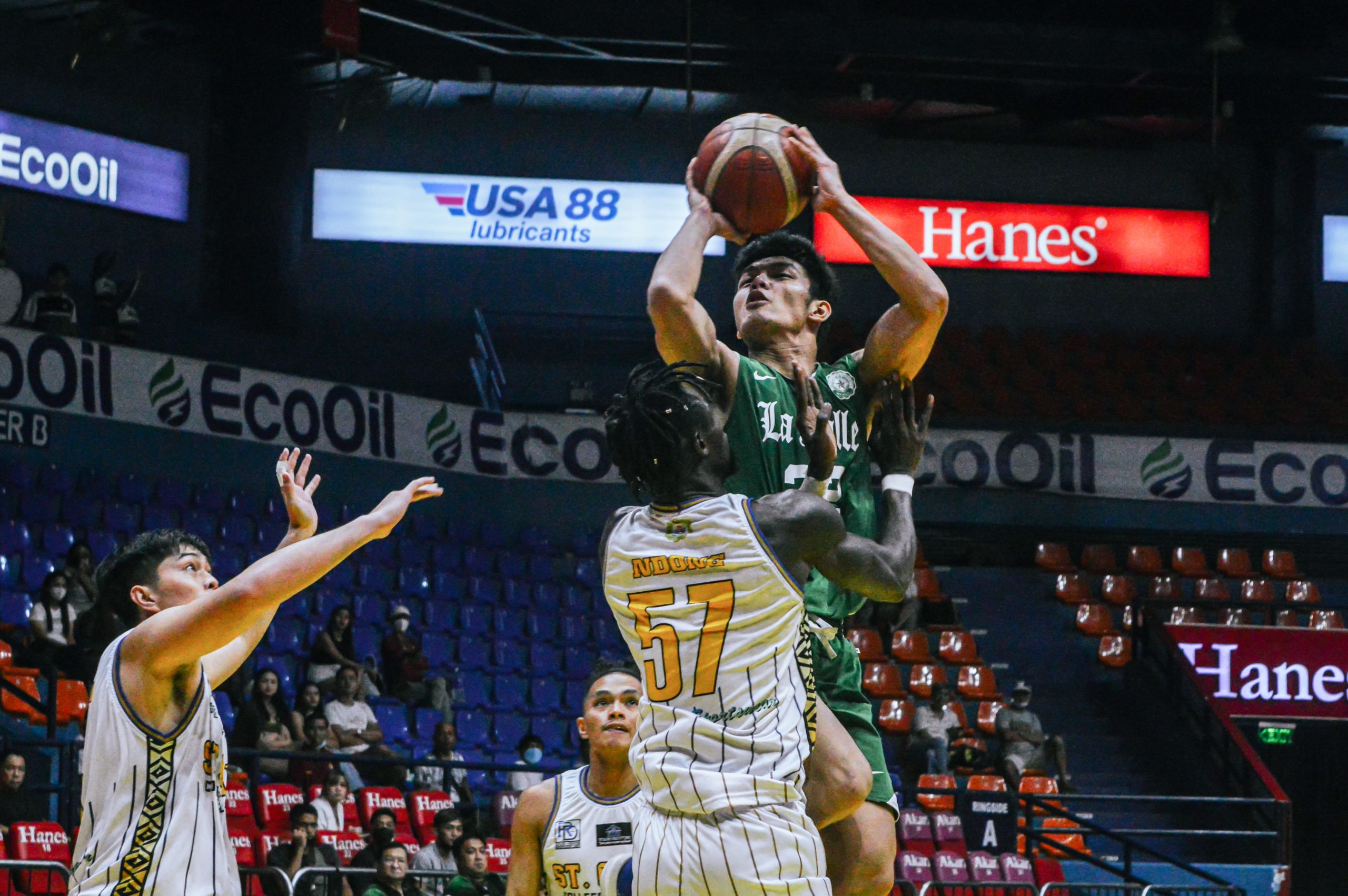 Read more about the article Green Archers, masilakbong itinudla ang Saints sa FilOil EcoOil Preseason Cup!