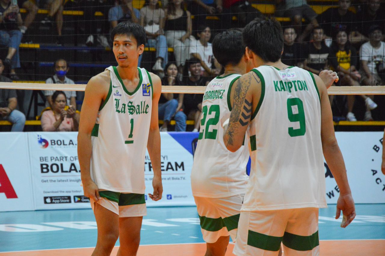 Read more about the article Green Spikers, tinanggalan ng pangil ang Golden Spikers sa V-League!