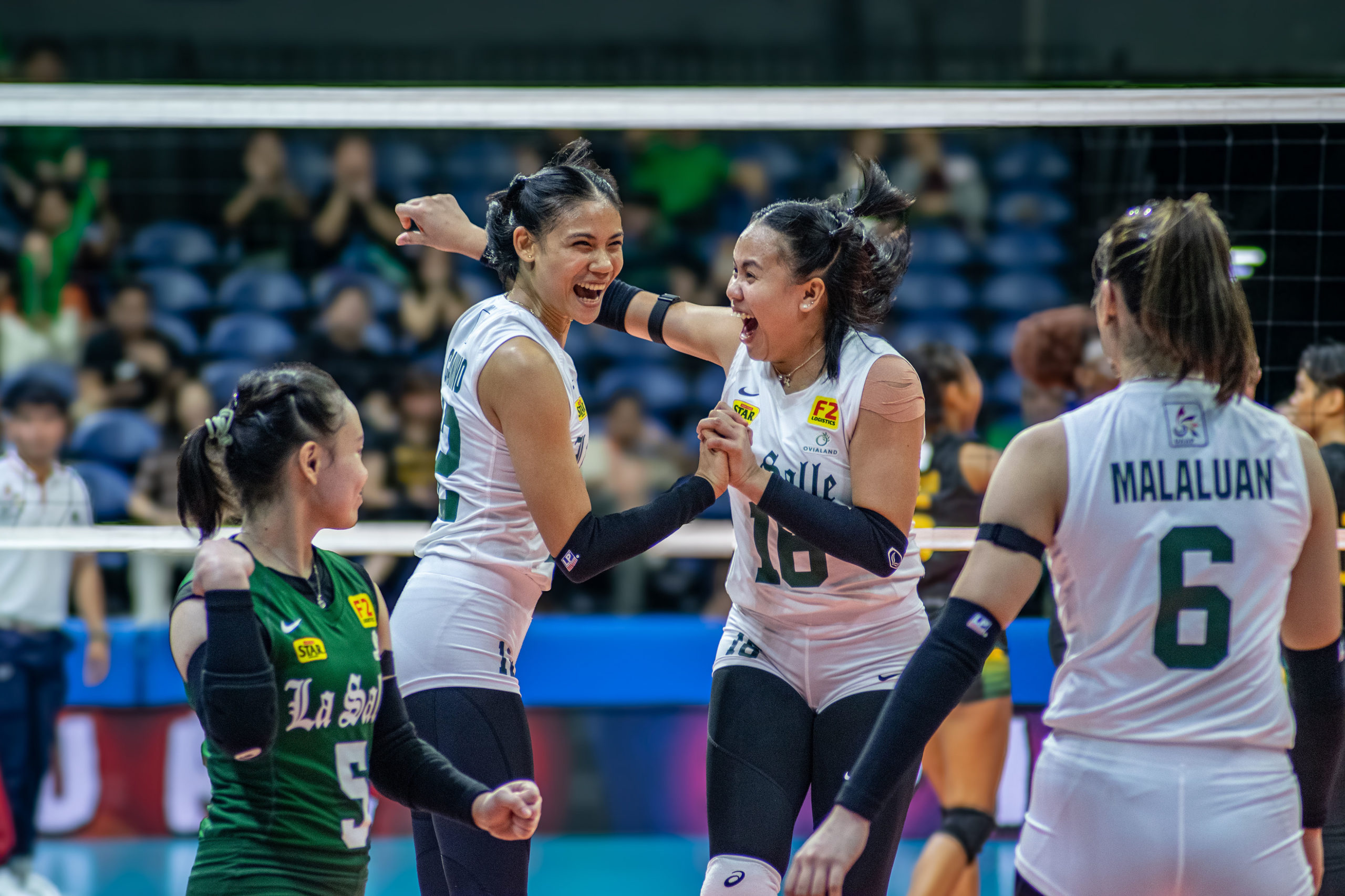 Read more about the article Lady Spikers, tinabas ang sungay ng Lady Tamaraws