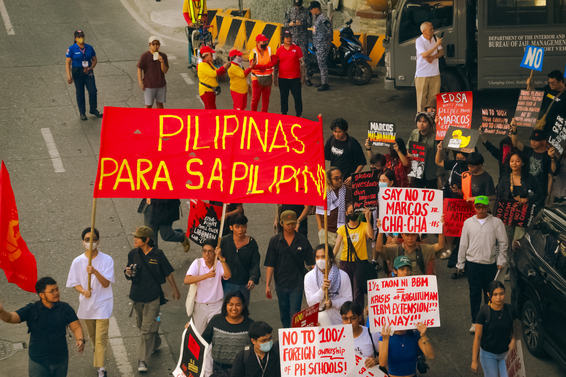 HINDI MAE-EDSA-PWERA: Diwa ng EDSA, pinaalab ng mga progresibong grupo sa kabila ng pagsusulong sa Cha-Cha