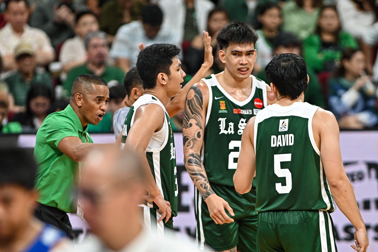 Read more about the article Green Archers, iginapos ang kampo ng Blue Eagles
