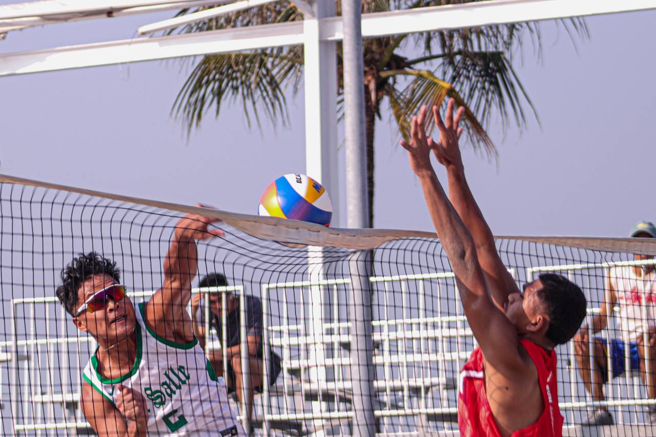 Read more about the article Green Spikers, naisalpak ang unang panalo kontra Red Warriors