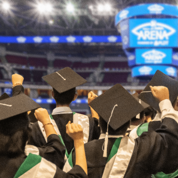 [SPOOF] #LozolDebutStage: 202nd DLSU Commencement Exercises, gaganapin sa MOA Arena